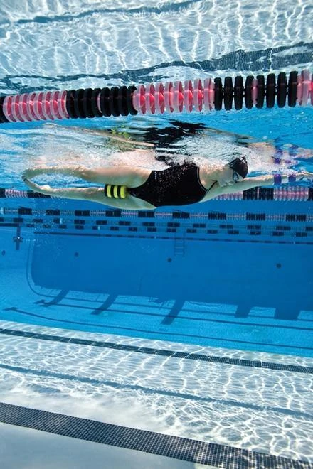 FINIS Foam Pull Buoy 3 FINIS Foam Pull Buoy - Image 3