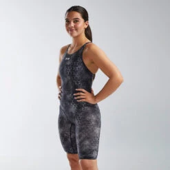 TYR Thresher™ Open Back Swimsuit - Black Akurra - TYR 11 TYR Thresher™ Open Back Swimsuit - Black Akurra - TYR -Aqua Shop TPAFON6A 001 alt03 1